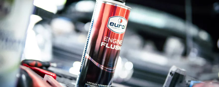 Schimb de ulei? Clătiți întâi!